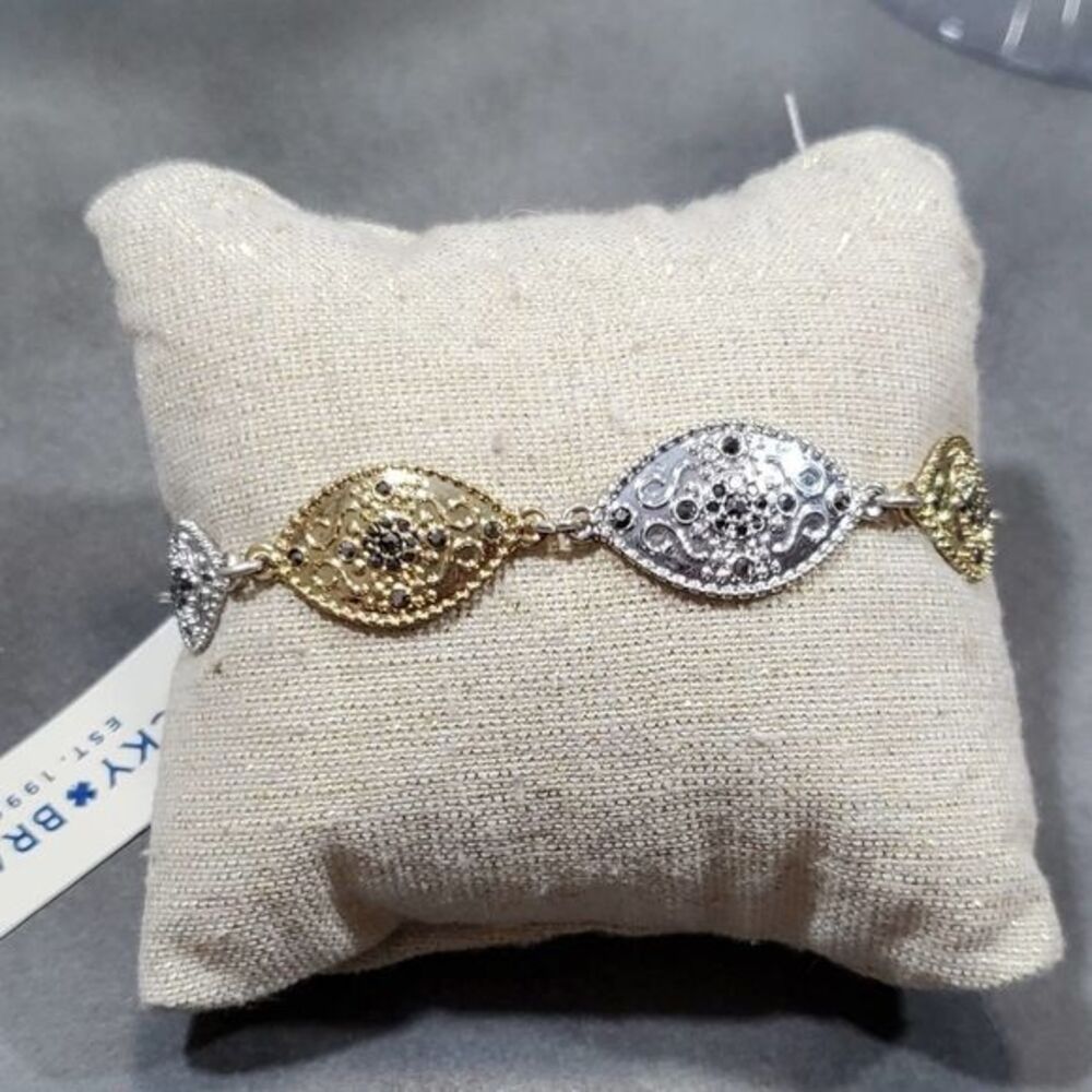Lucky brand‎ silver and gold Dainty Scrolled jeweled bracelet Adjustable New